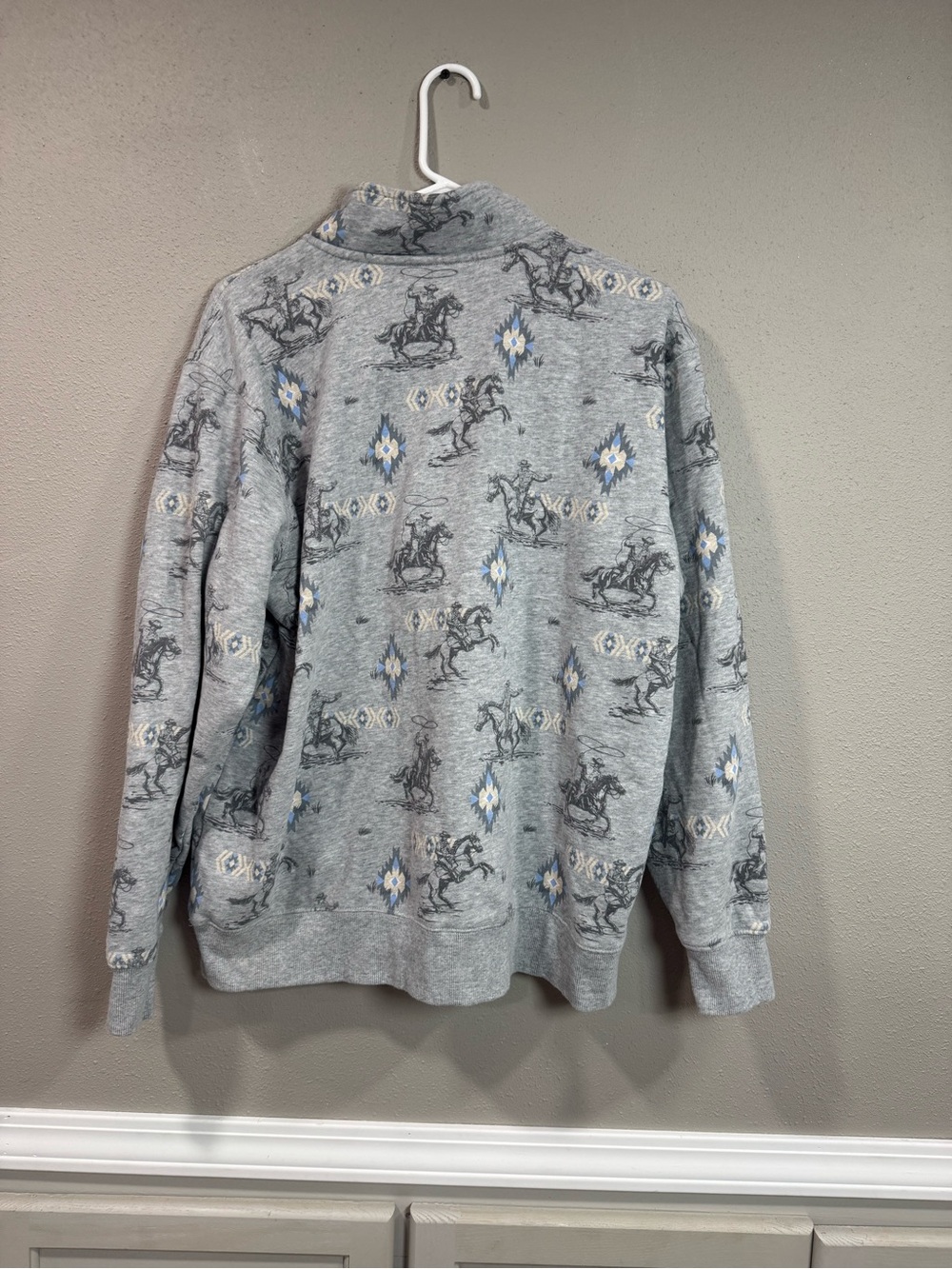 Ariat Women’s Sapphire 1/2 Zip Sweatshirt - Picture 3 of 5